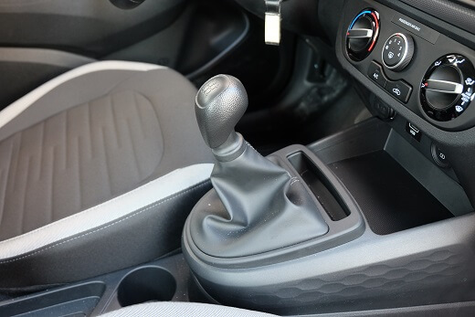 יונדאי i10 ידנית